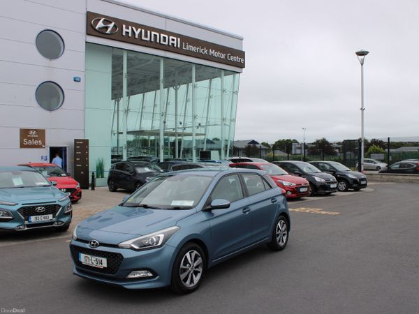 Hyundai i20 Hatchback, Petrol, 2017, Blue