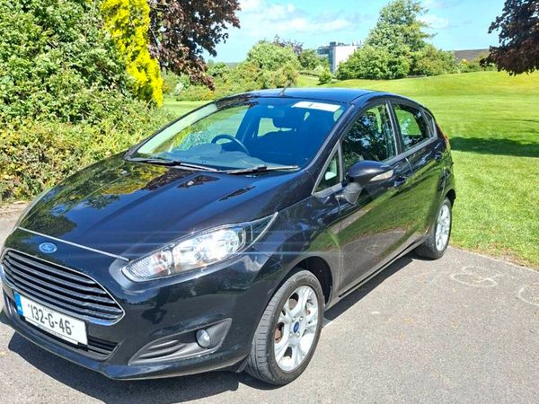 Ford Fiesta Hatchback, Petrol, 2013, Black