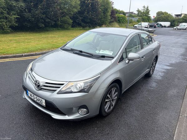 Toyota Avensis Saloon, Diesel, 2014, Grey