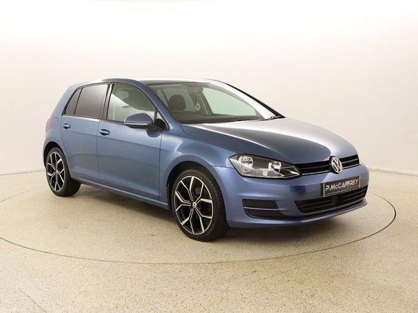 Volkswagen Golf Hatchback, Petrol, 2016, Blue