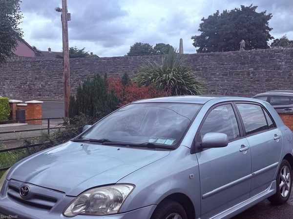 Toyota Corolla Hatchback, Petrol, 2005, Blue