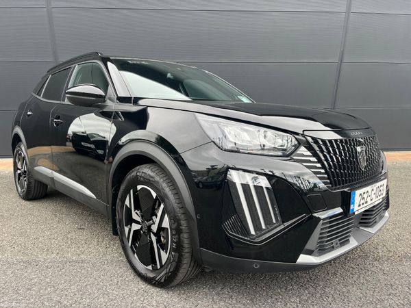 Peugeot 2008 MPV, Petrol, 2025, Black