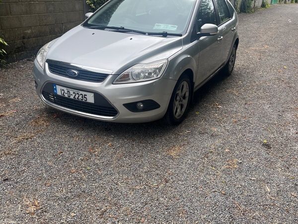 Ford Focus Hatchback, Diesel, 2012, Silver