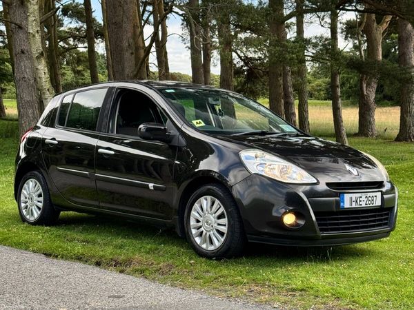 Renault Clio Hatchback, Petrol, 2011, Black