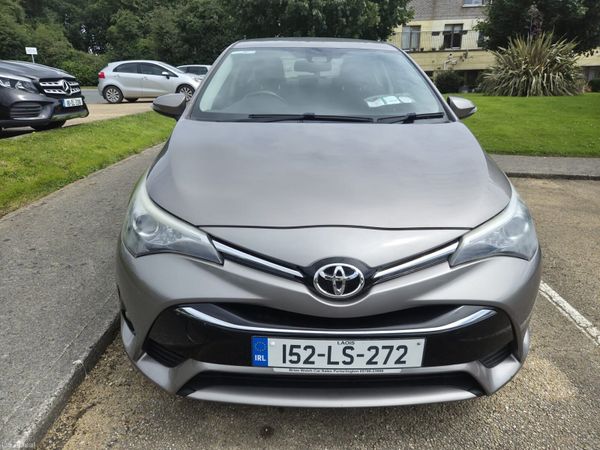 Toyota Avensis Saloon, Diesel, 2015, Bronze