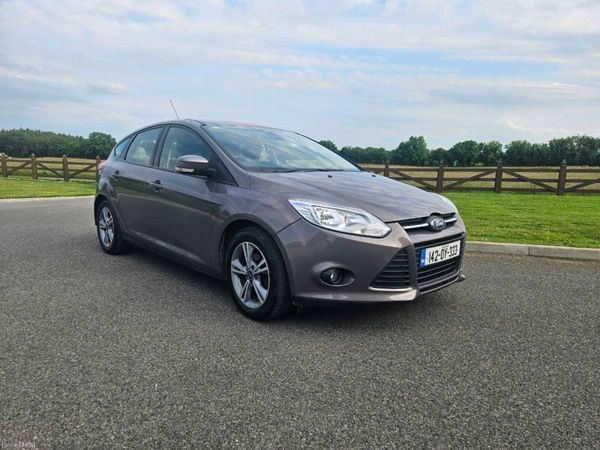 Ford Focus Hatchback, Diesel, 2014, Brown