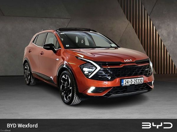 Kia Sportage SUV, Diesel Hybrid, 2024, Orange