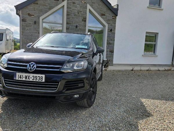 Volkswagen Touareg SUV, Diesel, 2014, Black