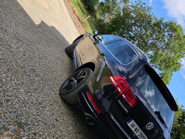 Volkswagen Touareg SUV, Diesel, 2014, Black
