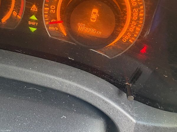 Toyota Auris Hatchback, Petrol, 2007, White