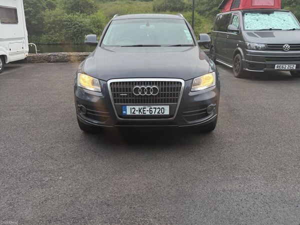 Audi Q5 SUV, Diesel, 2012, Blue