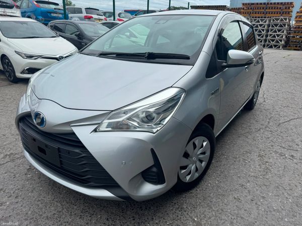 Toyota Vitz Hatchback, Petrol Hybrid, 2018, Silver