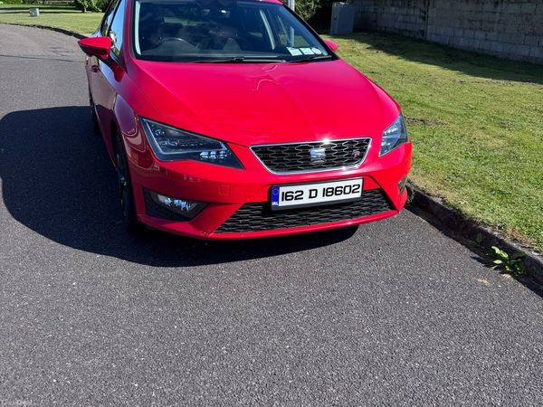 SEAT Leon Hatchback, Petrol, 2016, Red