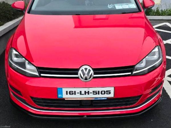 Volkswagen Golf Hatchback, Petrol, 2016, Red