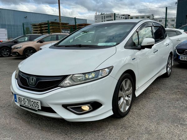 Honda Jade MPV, Petrol Hybrid, 2016, White