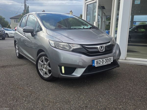 Honda Jazz Hatchback, Petrol, 2016, Silver