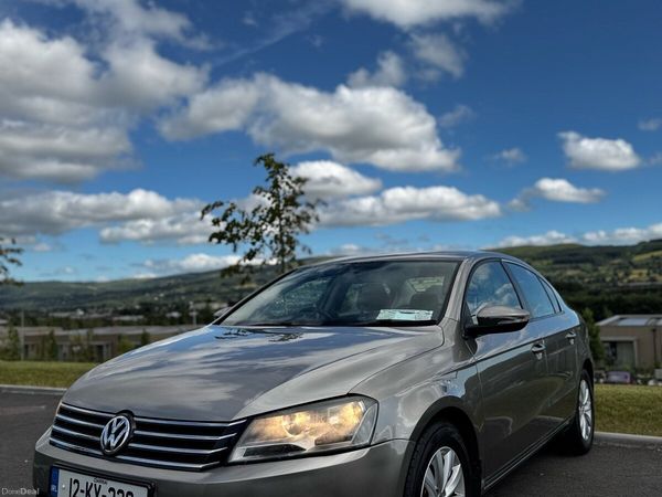 Volkswagen Passat Saloon, Diesel, 2012, Brown