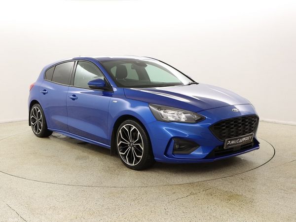 Ford Focus Hatchback, Diesel, 2022, Blue