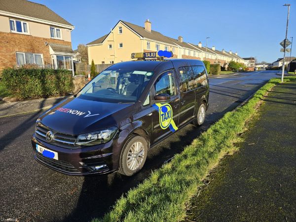Volkswagen Caddy MPV, Diesel, 2016, Purple