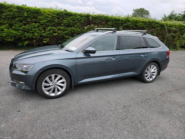 Skoda Superb Estate, Diesel, 2019, Grey