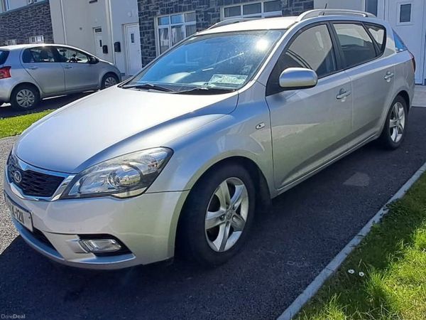 Kia Ceed Estate, Diesel, 2011, Silver