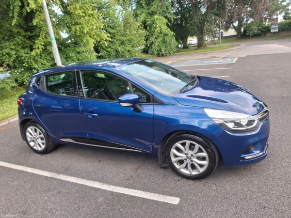 Renault Clio Hatchback, Petrol, 2017, Blue