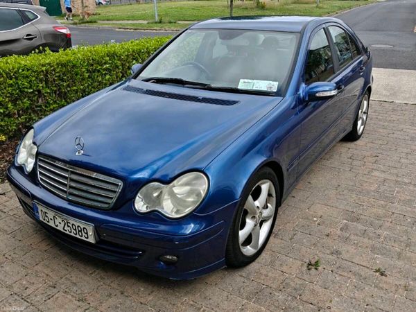 Mercedes-Benz C-Class Saloon, Petrol, 2005, Blue