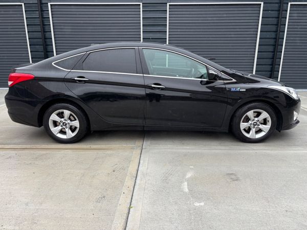 Hyundai i40 Saloon, Diesel, 2014, Black