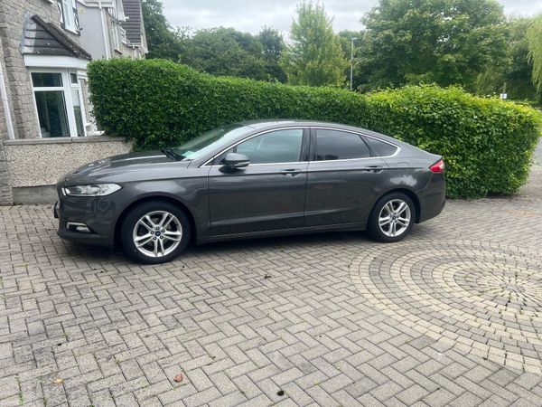 Ford Mondeo Hatchback, Diesel, 2016, Grey