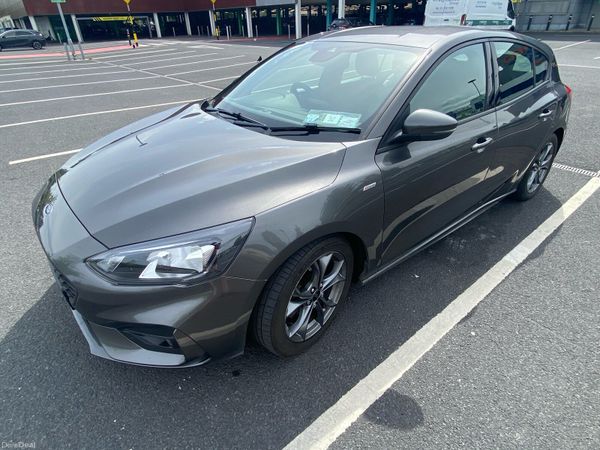 Ford Focus Hatchback, Diesel, 2018, Grey
