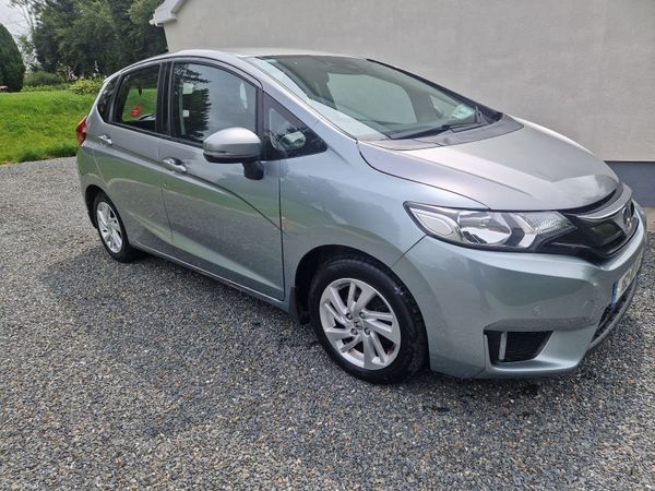 Honda Jazz Hatchback, Petrol, 2016, Grey
