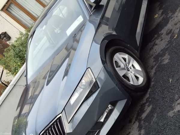 Skoda Superb Saloon, Diesel, 2018, Grey