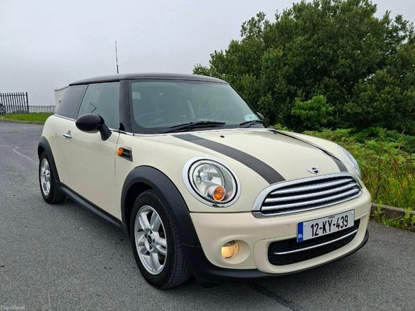 Mini Cooper Hatchback, Diesel, 2012, White