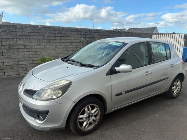 Renault Clio Hatchback, Petrol, 2007, Silver