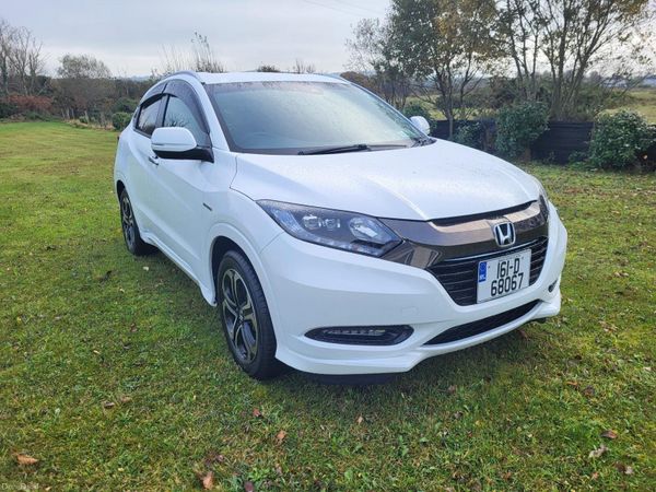 Honda Vezel MPV, Petrol Hybrid, 2016, White