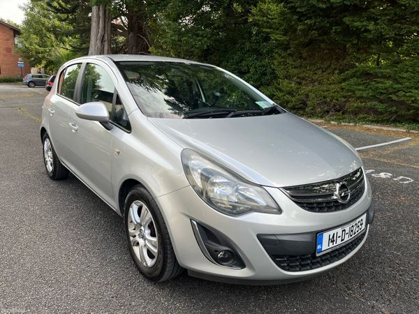 Opel Corsa Hatchback, Petrol, 2014, Silver