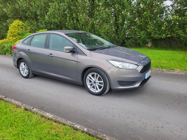 Ford Focus Saloon, Diesel, 2015, Brown