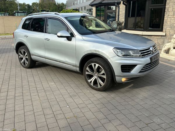 Volkswagen Touareg SUV, Diesel, 2016, Silver