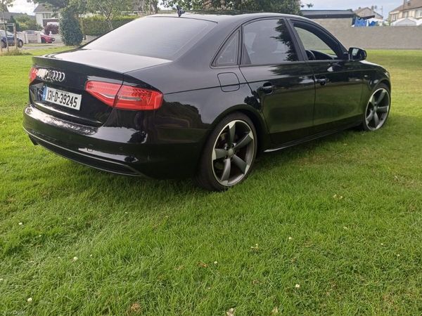Audi A4 Saloon, Petrol, 2013, Black