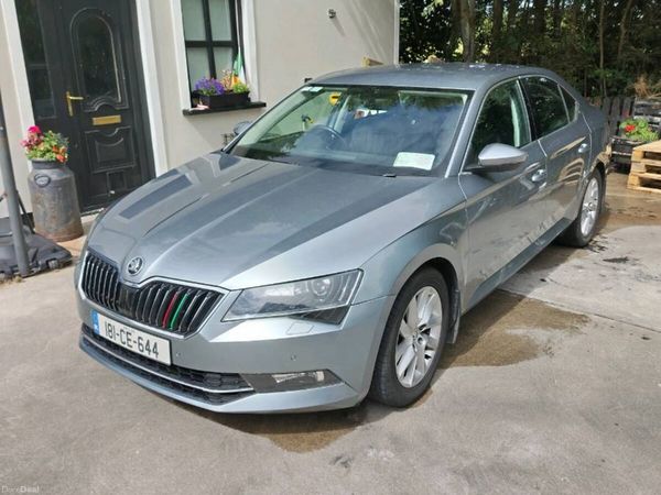 Skoda Superb Saloon, Diesel, 2018, Grey