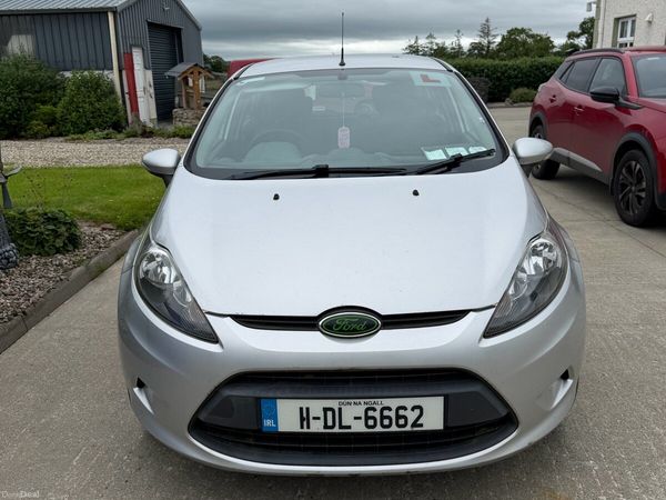 Ford Fiesta Hatchback, Petrol, 2011, Silver