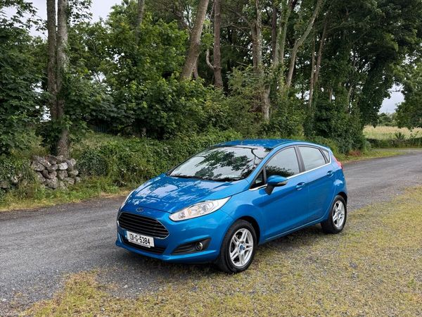 Ford Fiesta Hatchback, Petrol, 2013, Blue