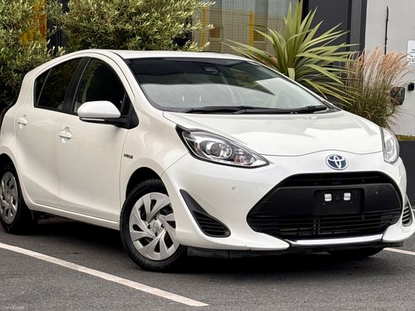 Toyota Aqua Hatchback, Petrol Hybrid, 2019, White