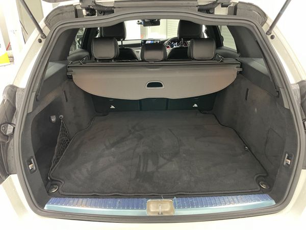 Mercedes-Benz C-Class Estate, Diesel, 2019, White