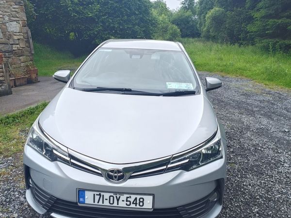Toyota Corolla Saloon, Petrol, 2017, Grey