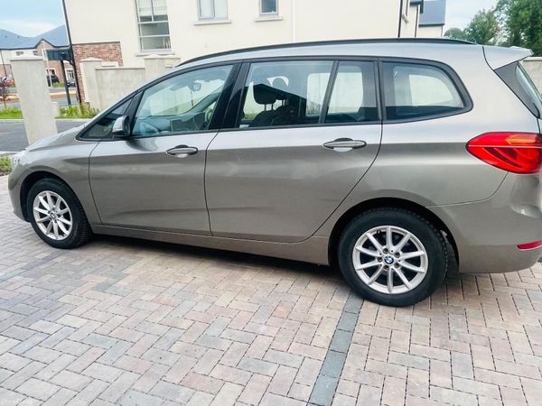 BMW 2-Series Estate/Jeep, Petrol, 2016, Silver