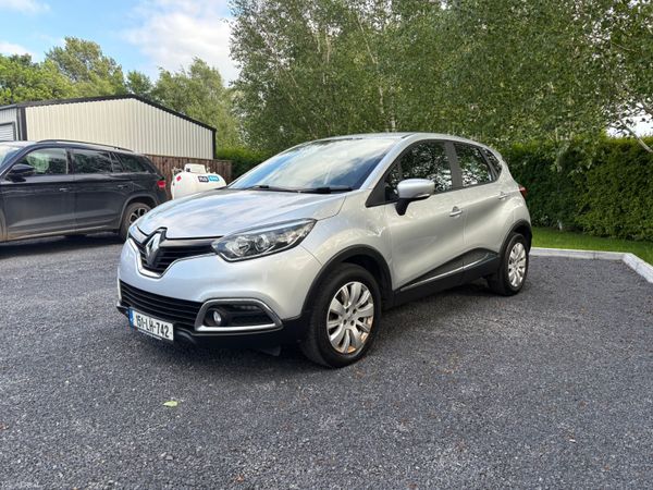 Renault Captur Hatchback, Diesel, 2015, Silver