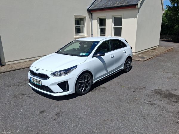 Kia Ceed Hatchback, Petrol, 2021, White