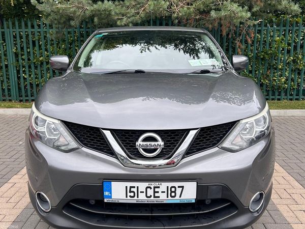 Nissan Qashqai Hatchback, Petrol, 2015, Grey