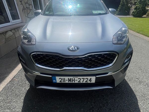 Kia Sportage SUV, Diesel Hybrid, 2021, Grey